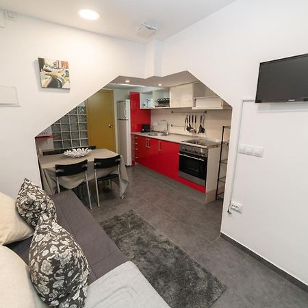 Barcelona Apartment Near Park Guell ภายนอก รูปภาพ