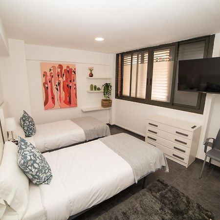Barcelona Apartment Near Park Guell ภายนอก รูปภาพ